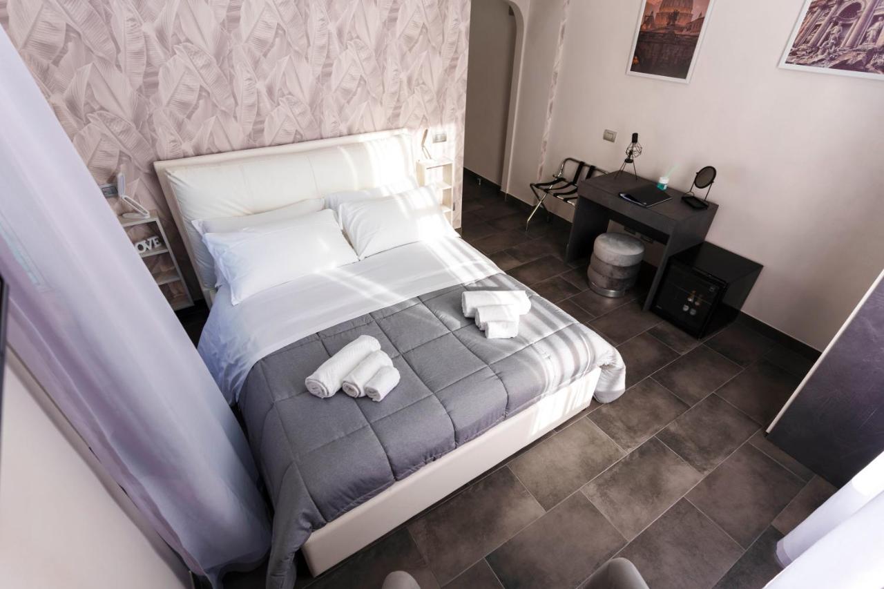 Julia Luxury Suite Rom Exteriör bild